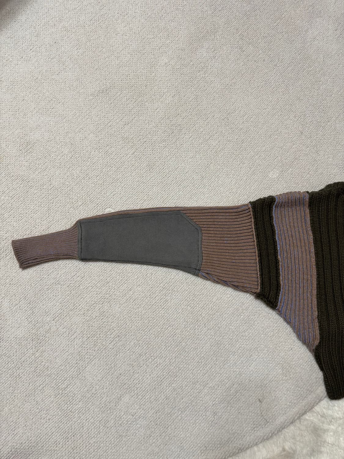 메종 마르지엘라 배색 니트 상품이미지7