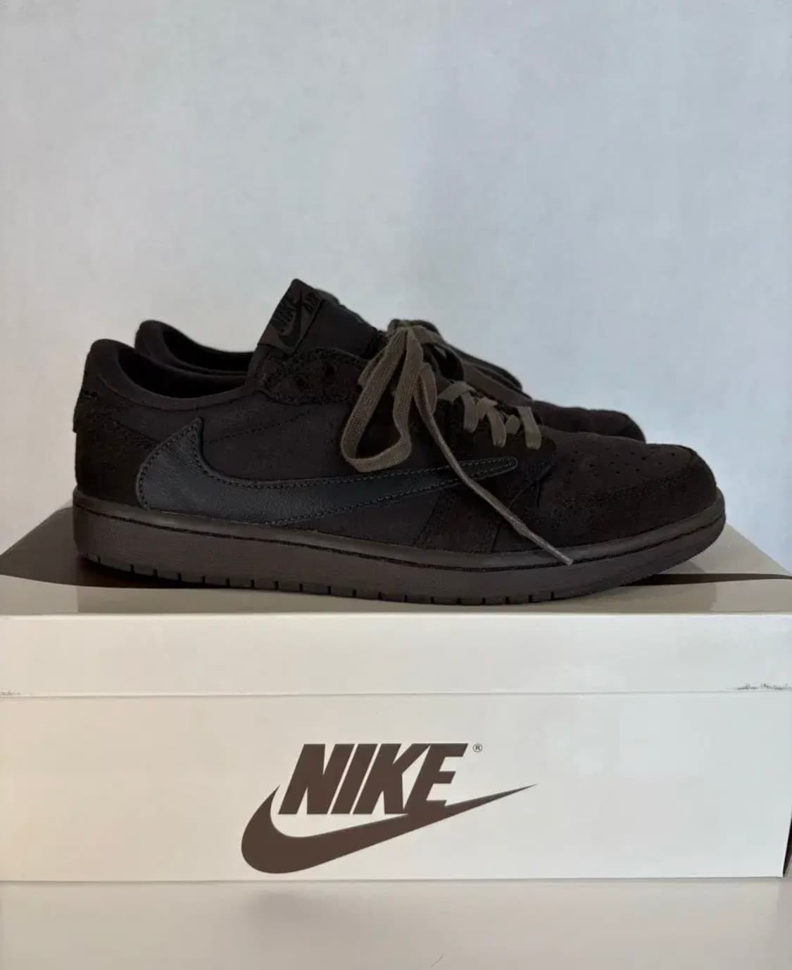 조던1 로우 트래비스 스캇 벨벳 브라운 275 상품이미지2