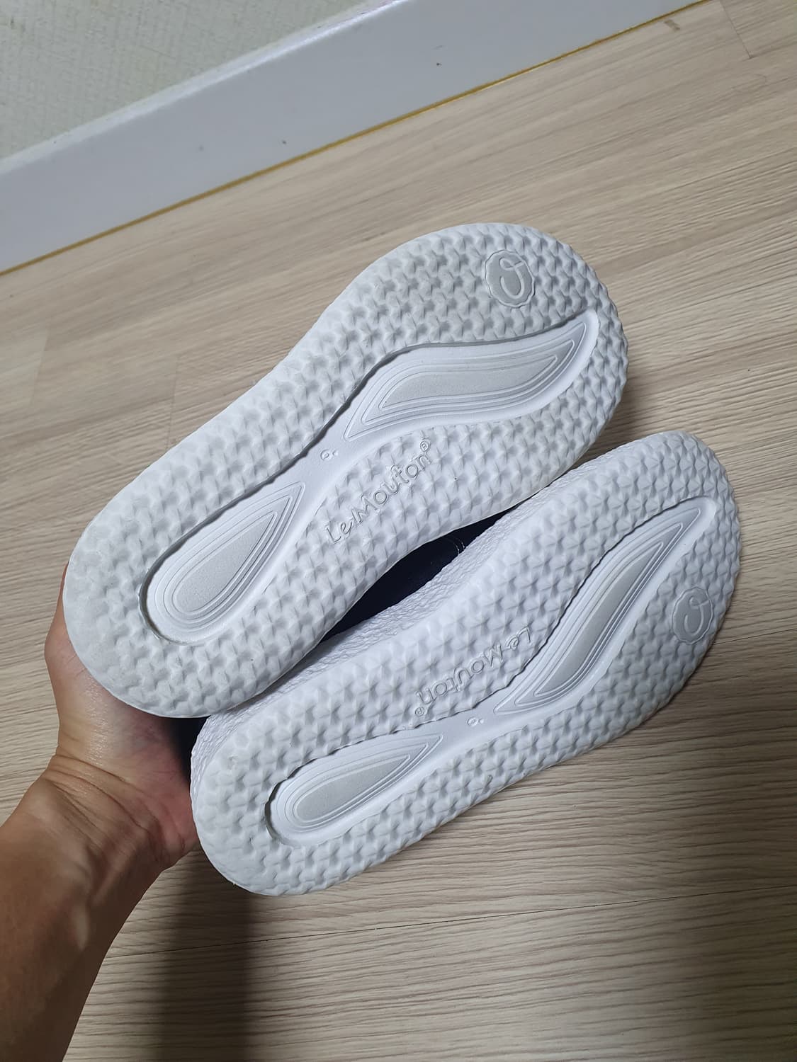 르무통 스니커즈 225 상품이미지7