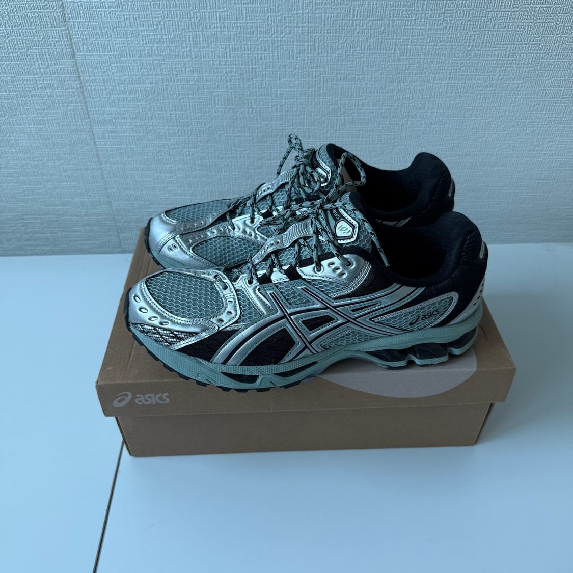 아식스 젤 님버스 10.1 오션 헤이즈 270 상품이미지2