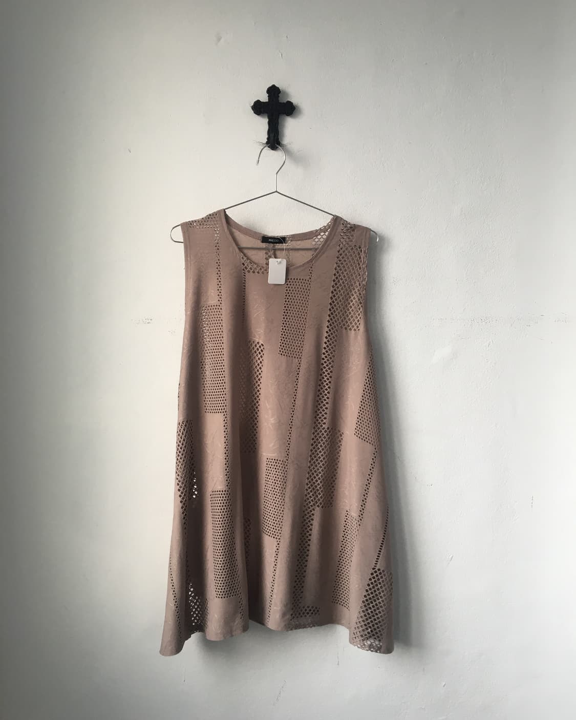 Punching pattern point sleeveless 상품이미지2