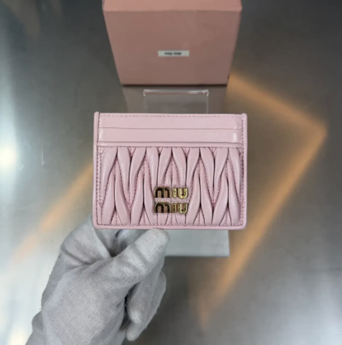 MIU MIU 마테라쎄 금장 나파 레더 카드지갑 핑크 OS 상품이미지2