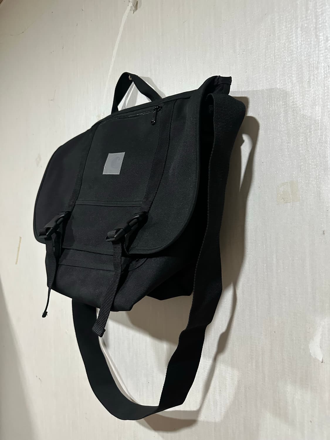 칼하트 WIP 리플렉티브 파셀 백 상품이미지2