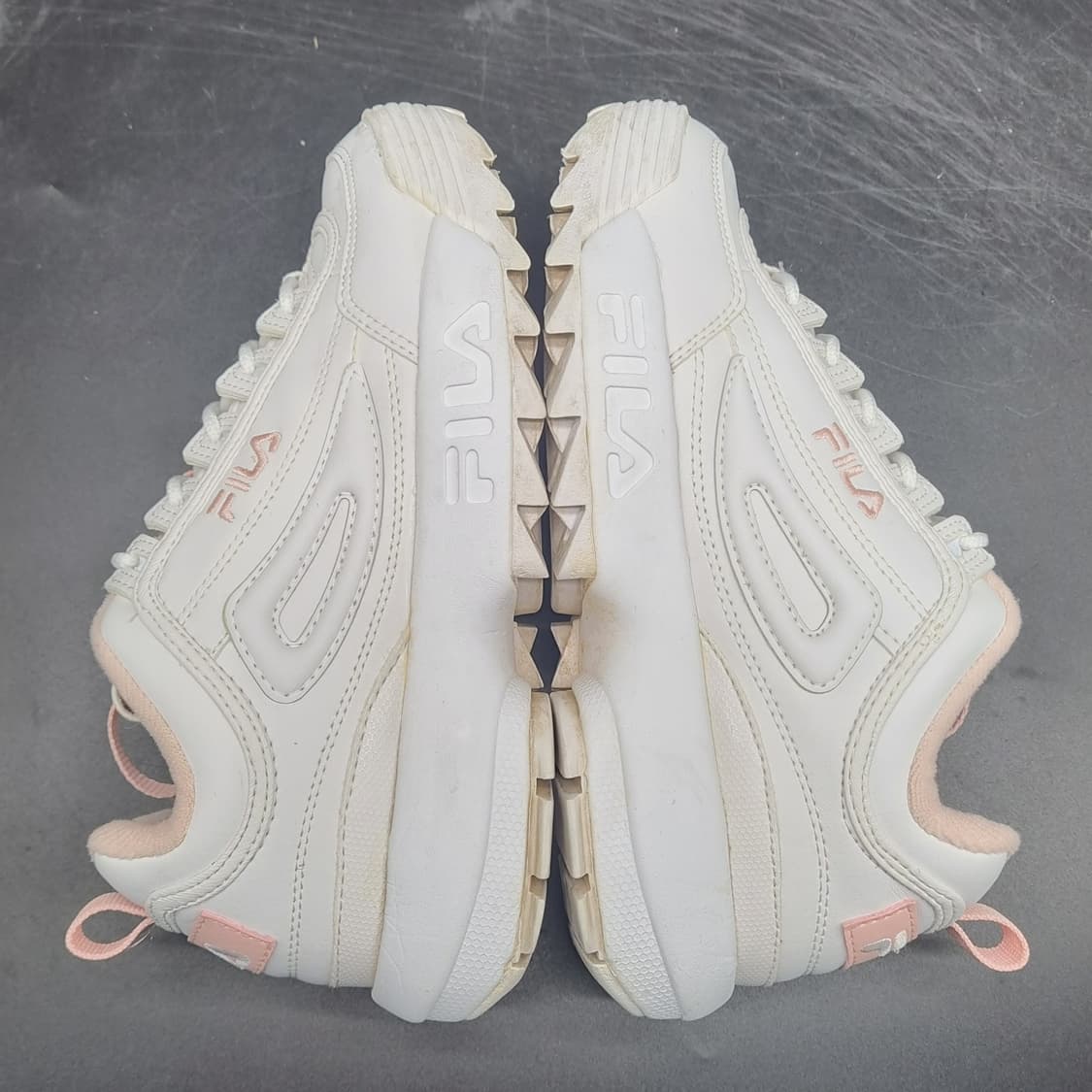 휠라 디스럽터2 여성운동화240  상품이미지5