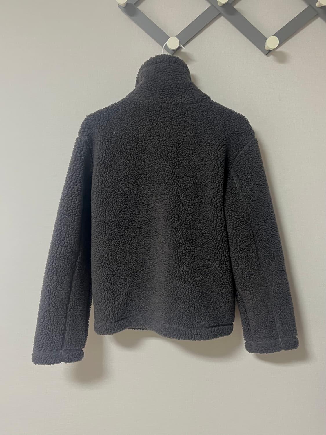 무신사 스탠다드 우먼즈 하이넥 플리스 재킷 [다크 그레이] 상품이미지4