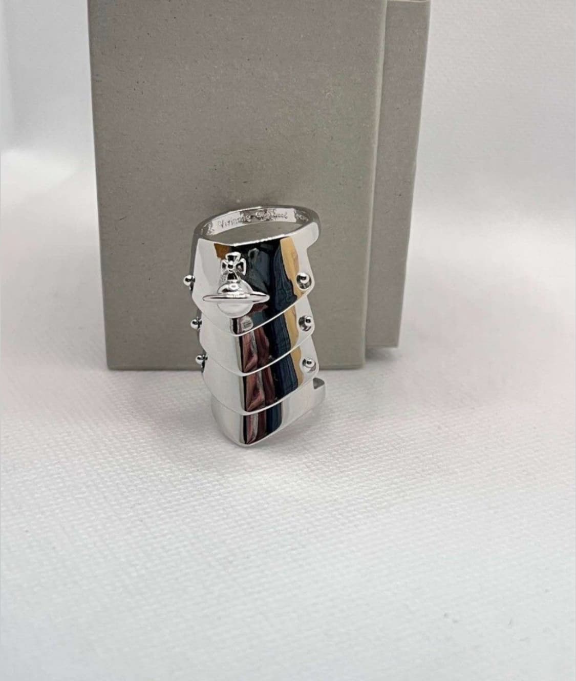 비비안웨스트우드 아카이브 4단 너클링 상품이미지2