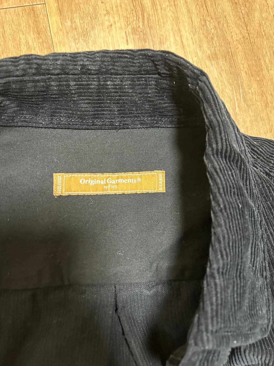 프리즘웍스 코듀로이 블랙셔츠 상품이미지2