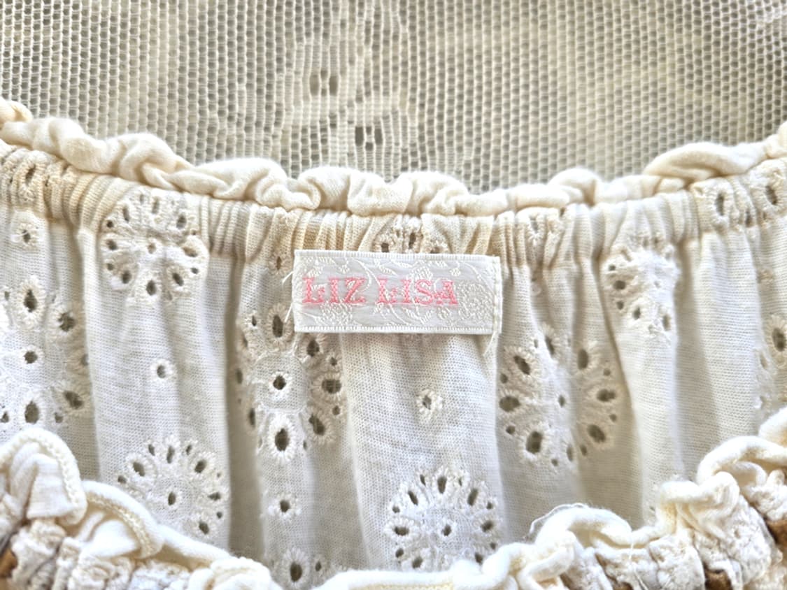 리즈리사 프릴 블라우스 상품이미지4