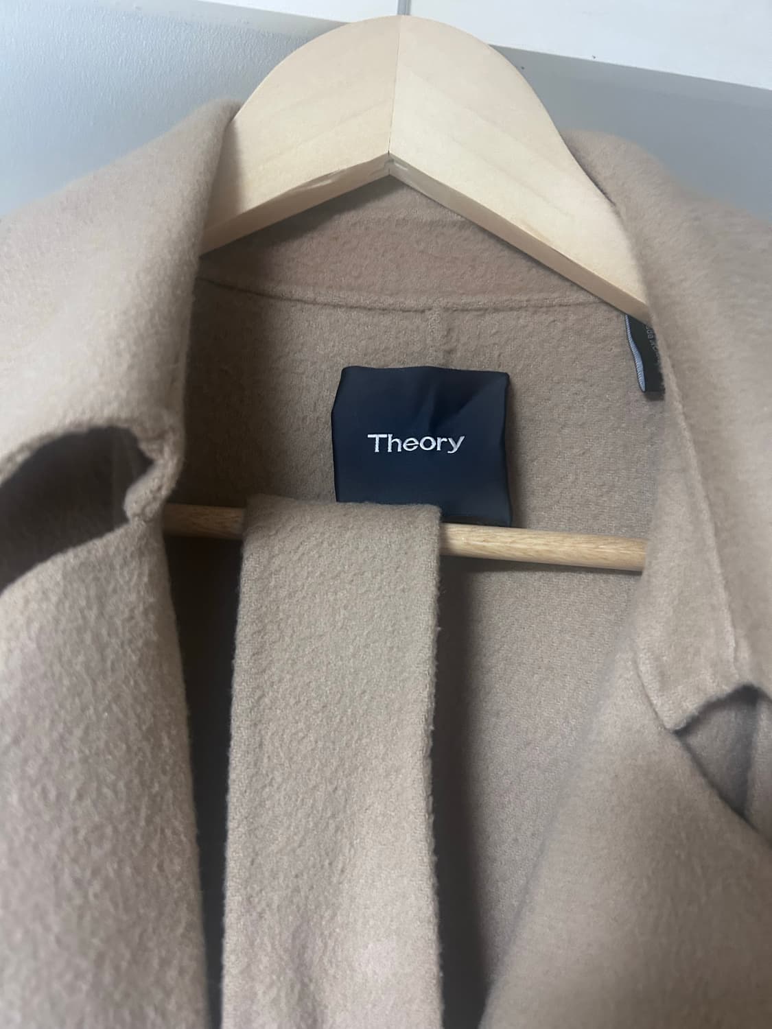 띠어리 베이지 코트 상품이미지2