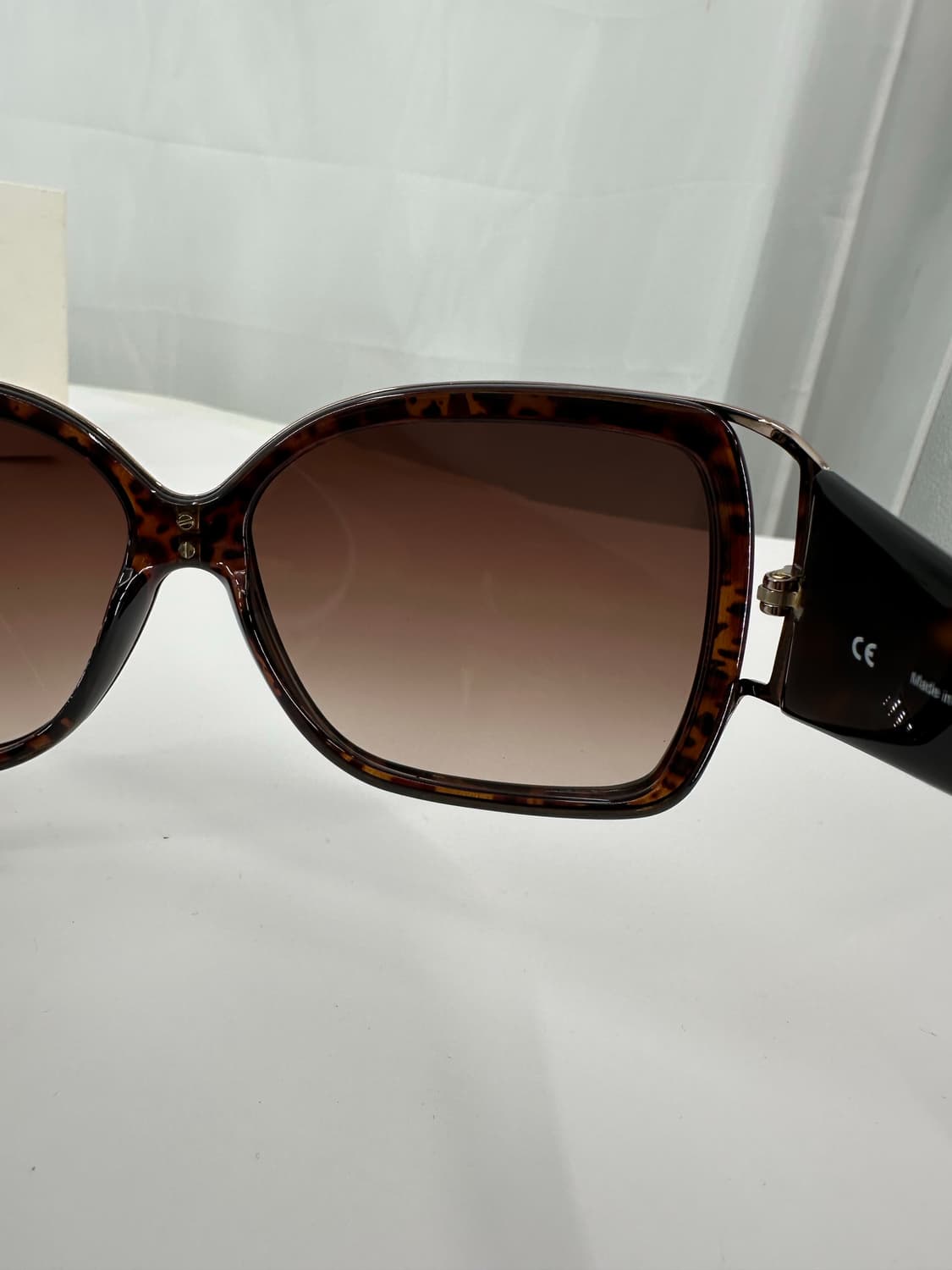 [새상품 무료배송] 정품 지방시 Made in Italy 선글라스 상품이미지5