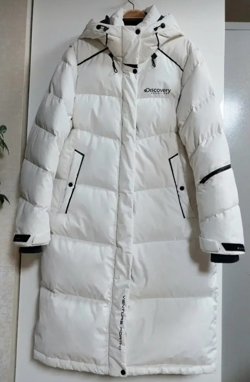 디스커버리 덕다운  롱패딩 상품이미지1