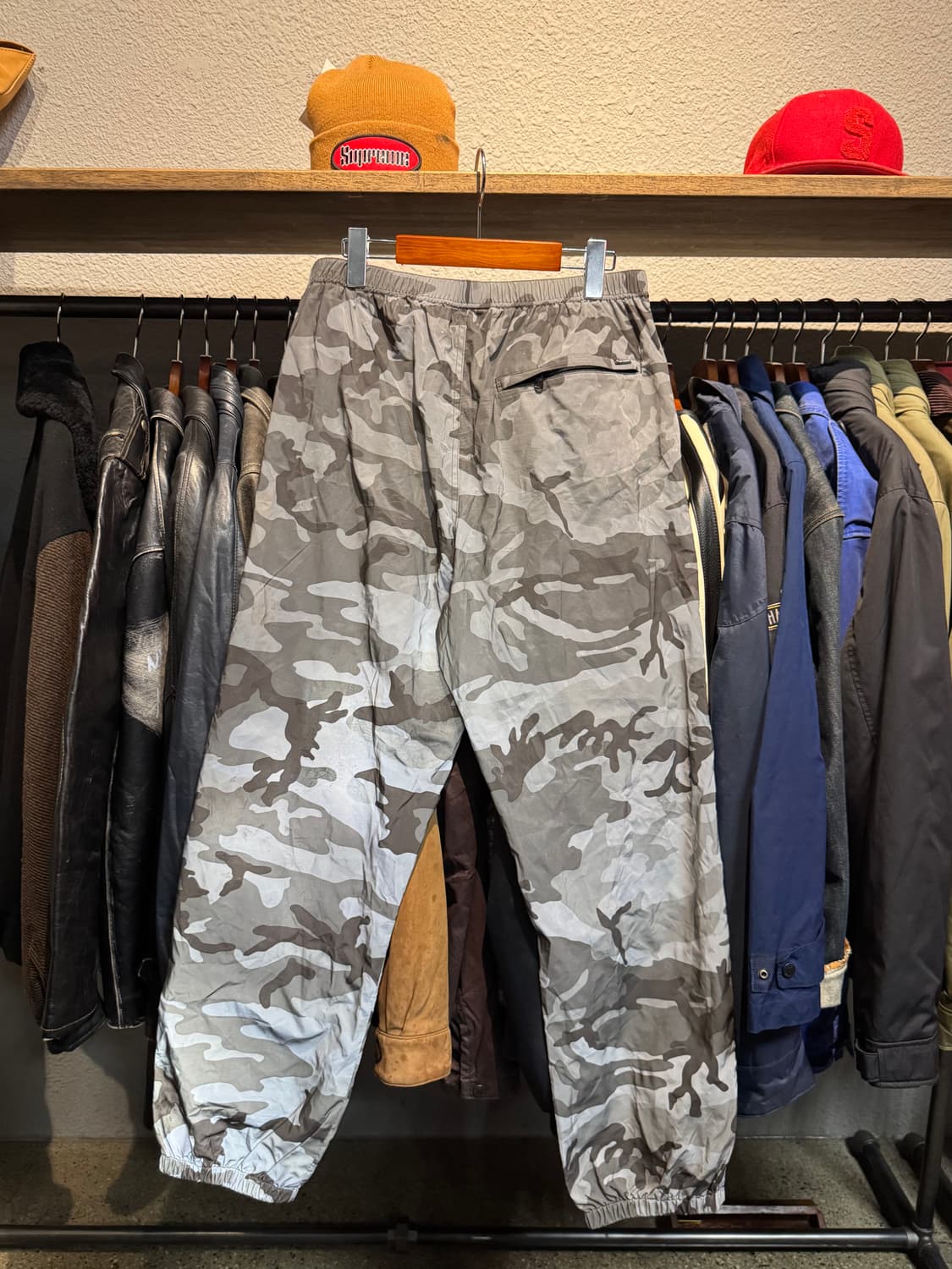 슈프림 리플렉티브 웜업팬츠  상품이미지5