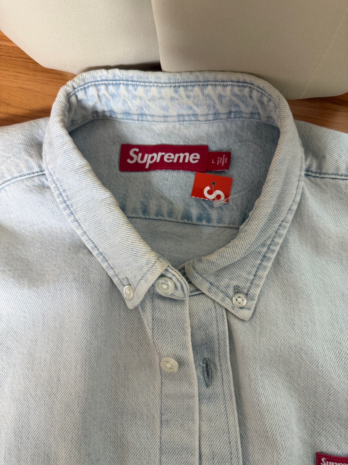 슈프림 스몰 박스 로고 데님 셔츠 상품이미지3