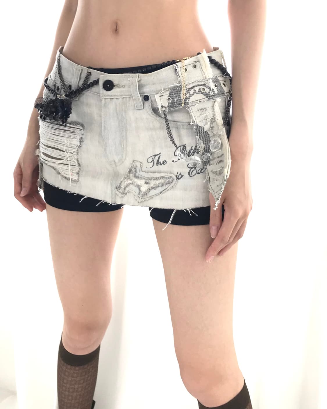 Custom🐾)Sword 🗡️ Lettering mini skirt 상품이미지1
