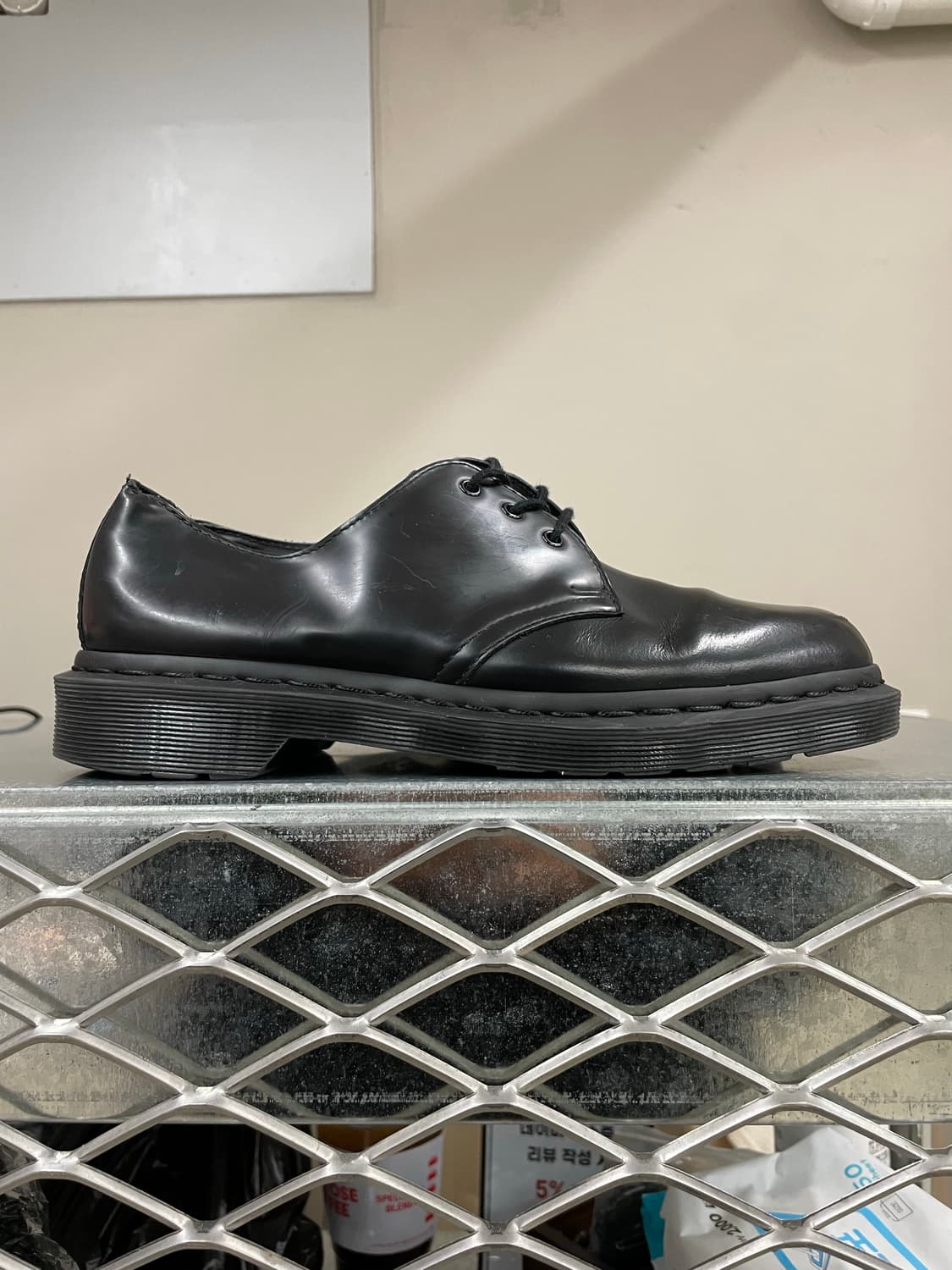 닥터마틴 1461 모노 블랙 uk6 상품이미지4