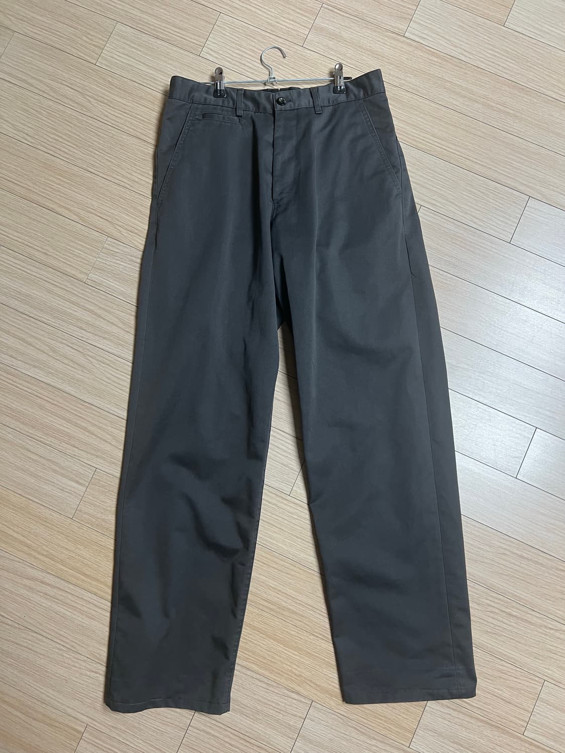 유니온블루 데스크 치노 차콜 (S) 상품이미지2