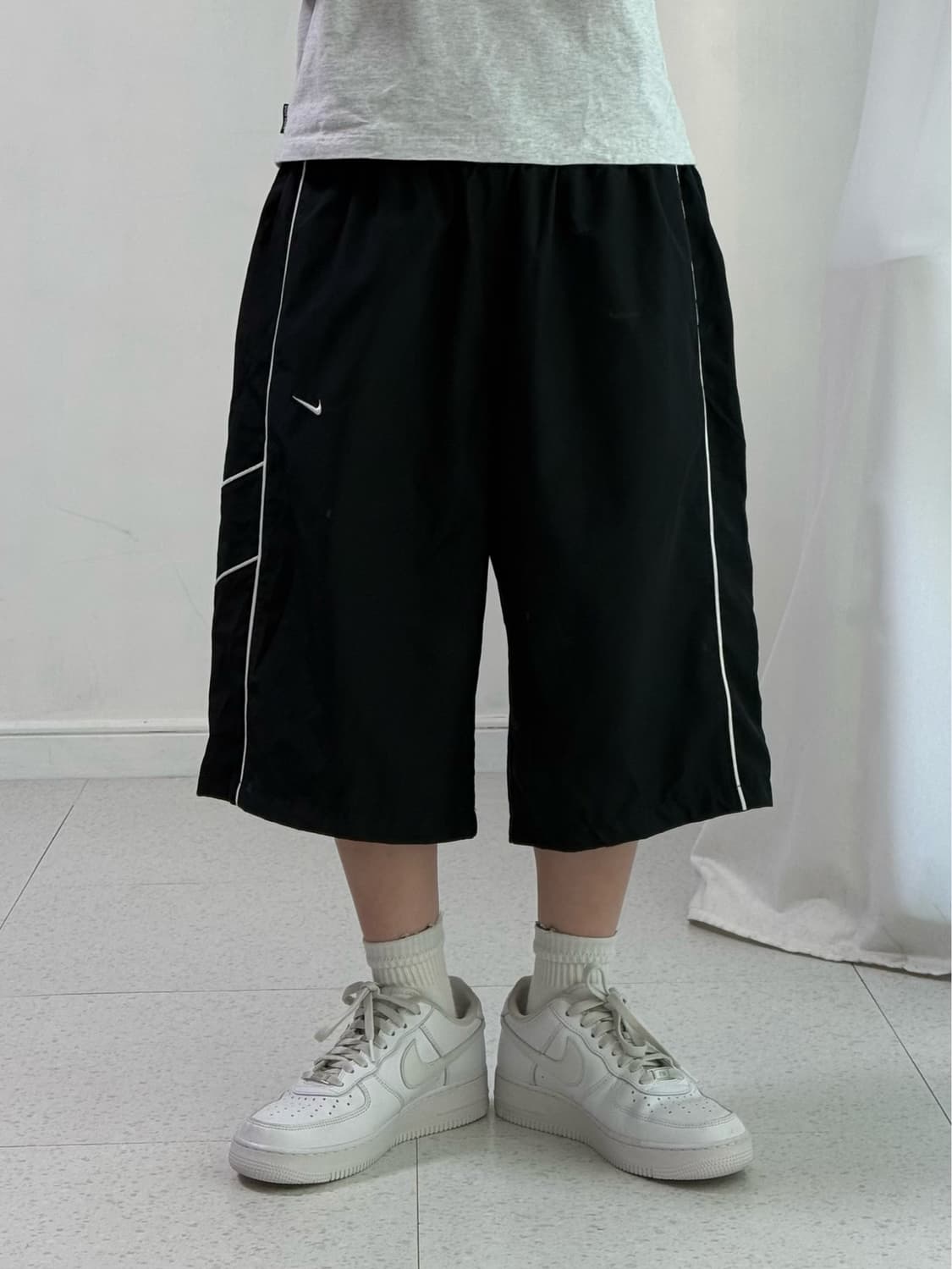 나이키 와이드 루즈핏 버뮤다 상품이미지1