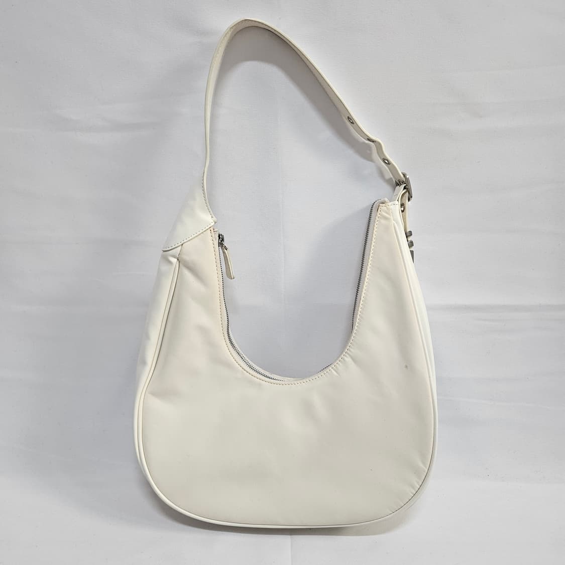 널디 나일론 호보백 숄더백 상품이미지1