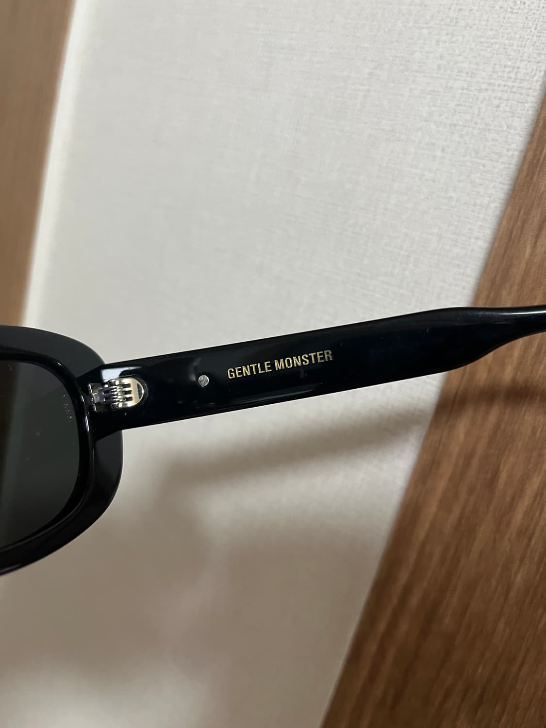 젠틀몬스터 탐부01 상품이미지4