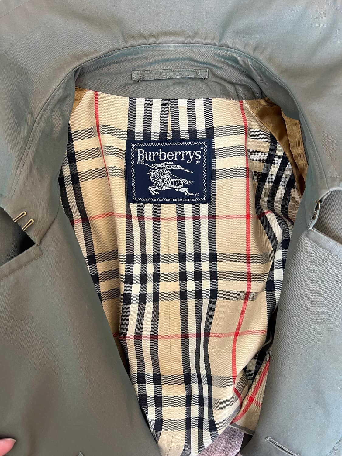 버버리런던 카키 개버딘더블 트렌치코트
 상품이미지5