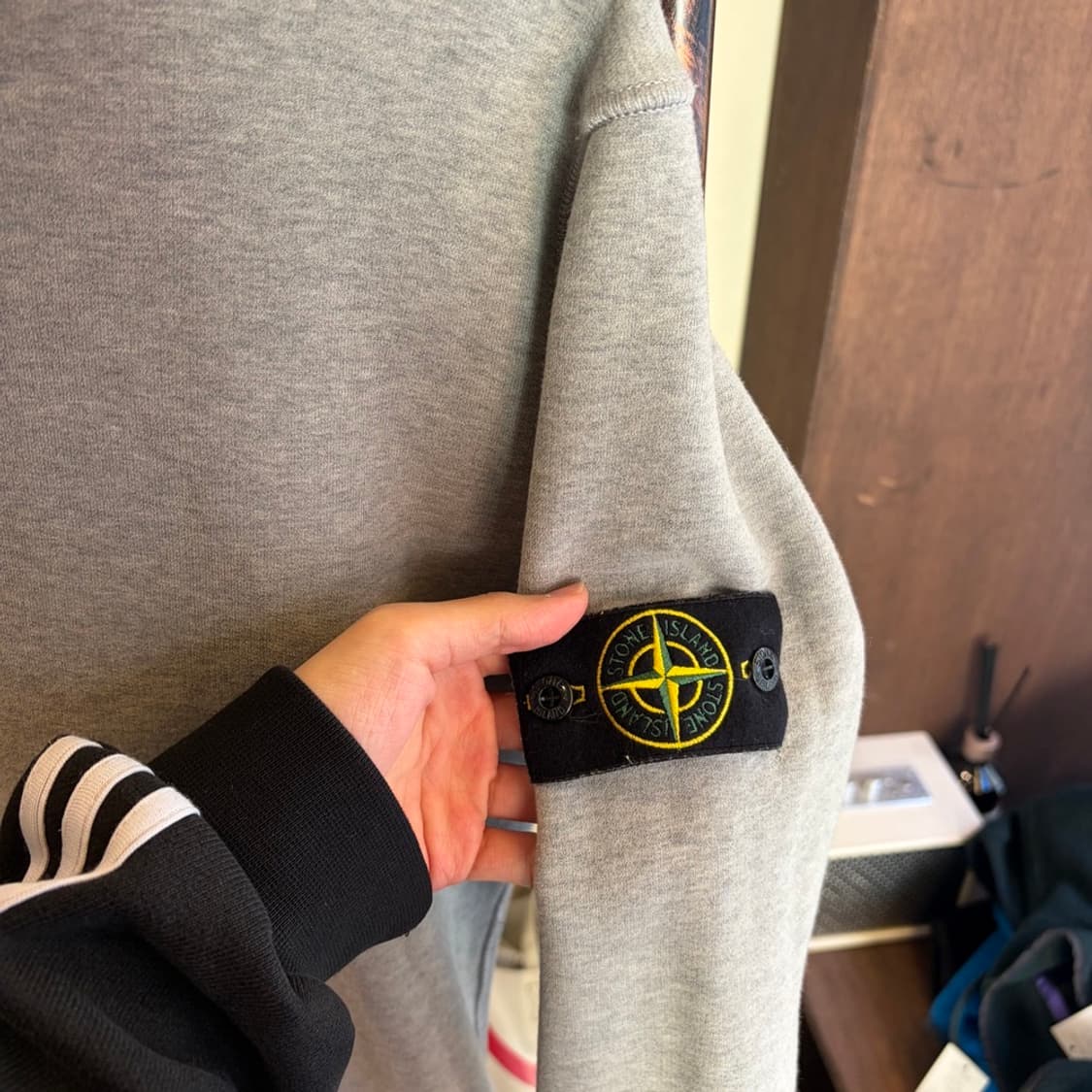 15770 - 스톤아일랜드 그레이 와펜 맨투맨 상품이미지7