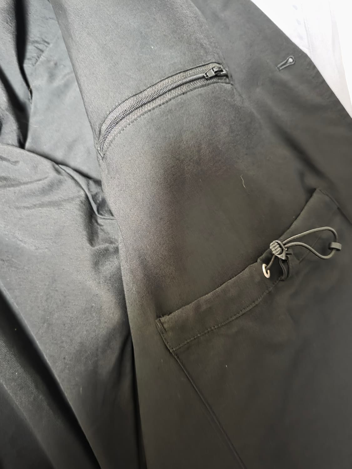 앵글런 Decent Pocket Blazer Jacket - Black 상품이미지4