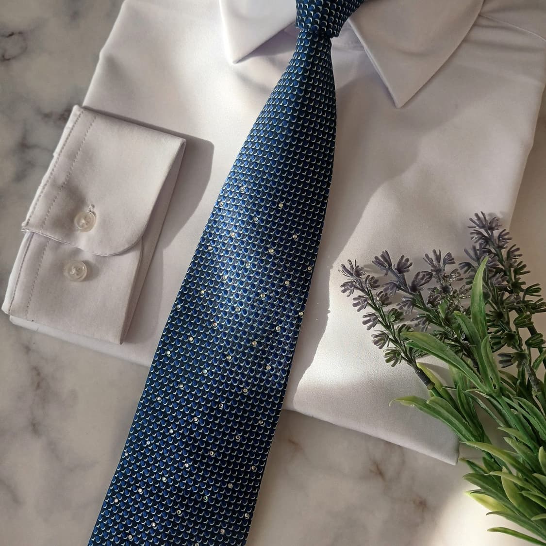 니나리치 실크 블루 패턴 넥타이 9.1cm A+등급 A19051
 상품이미지5