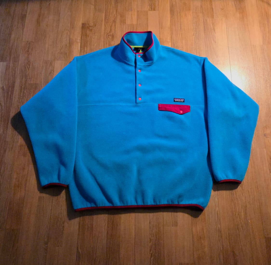 (XL)파타고니아 스카이블루/레드 신칠라 플리스 상품이미지1