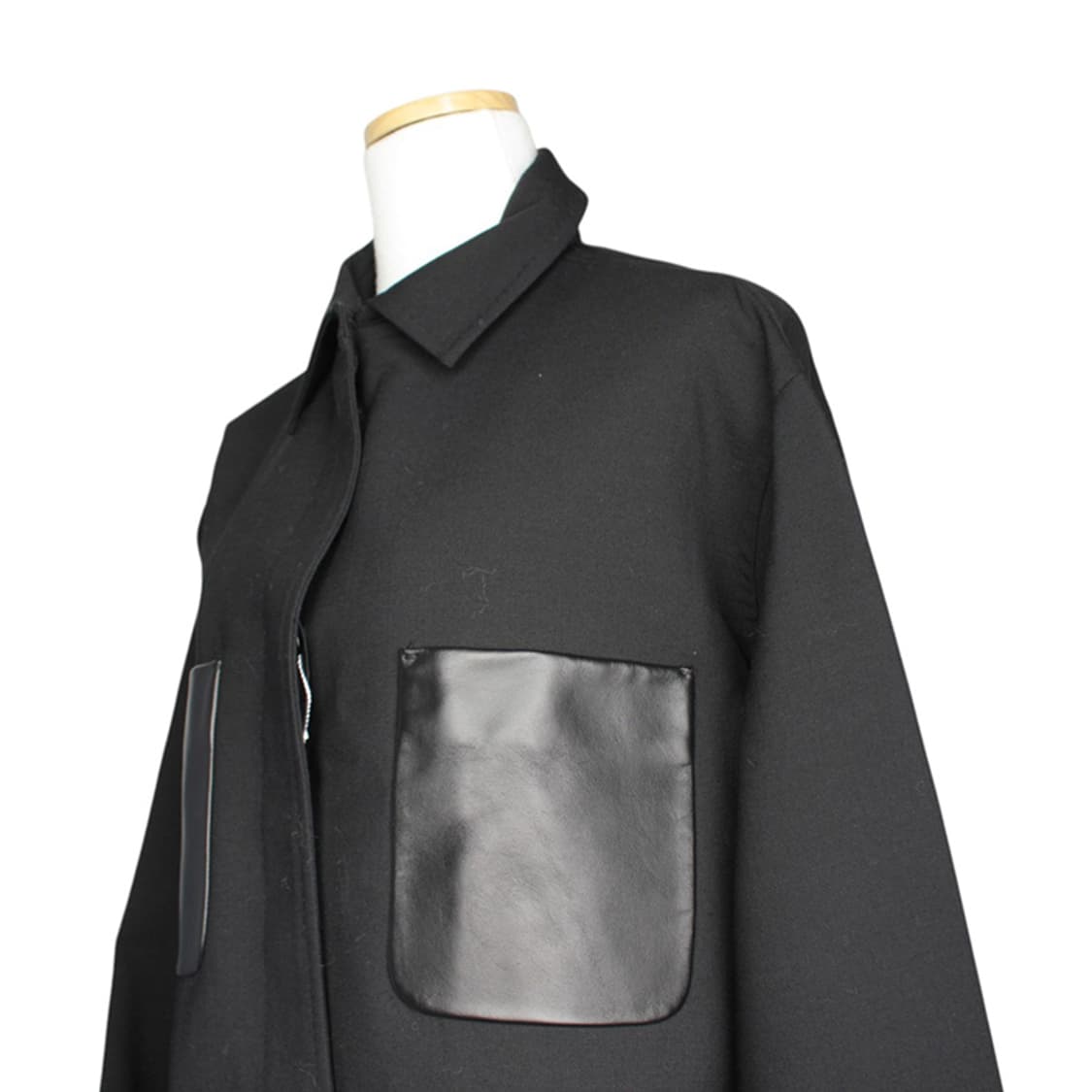 막스마라 블랙 램스킨 포켓 셔츠 겸 자켓 66 상품이미지4