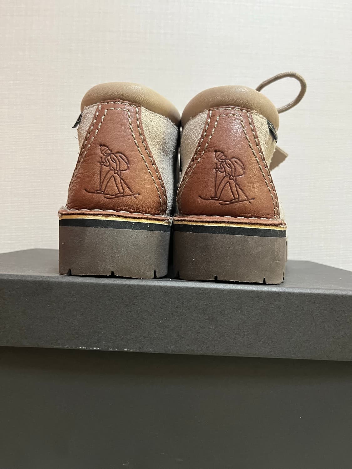 클락스 x 엔드 x 빔즈 플러스 고어텍스 데저트트랙 uk8.5  상품이미지4