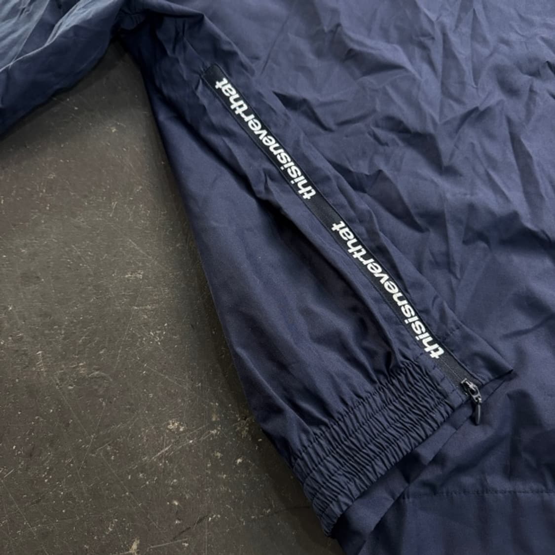 95-100 디스이즈네버댓 웜업  상품이미지3