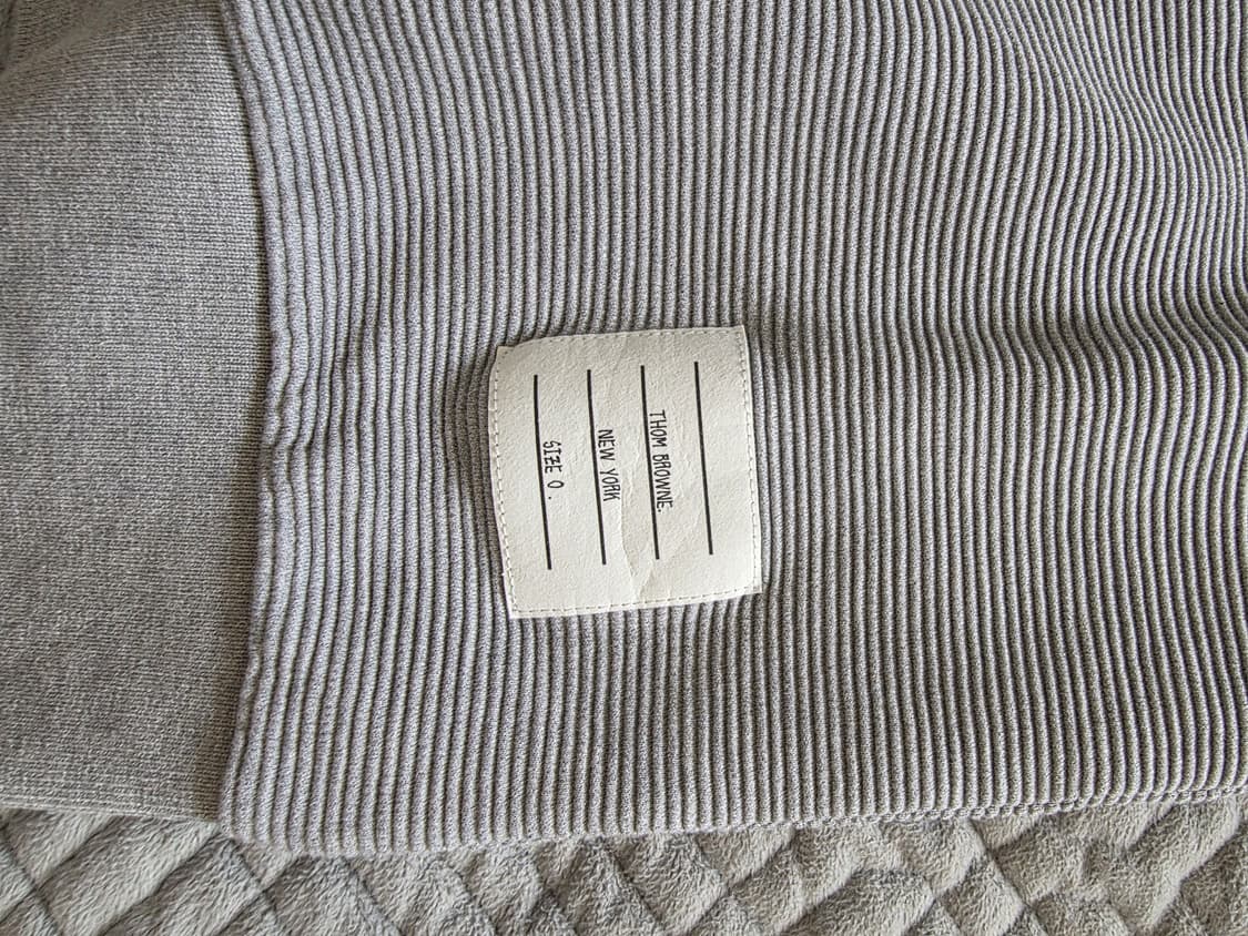 톰브라운 삼선 완장 그레이 반팔 폴로 상품이미지4