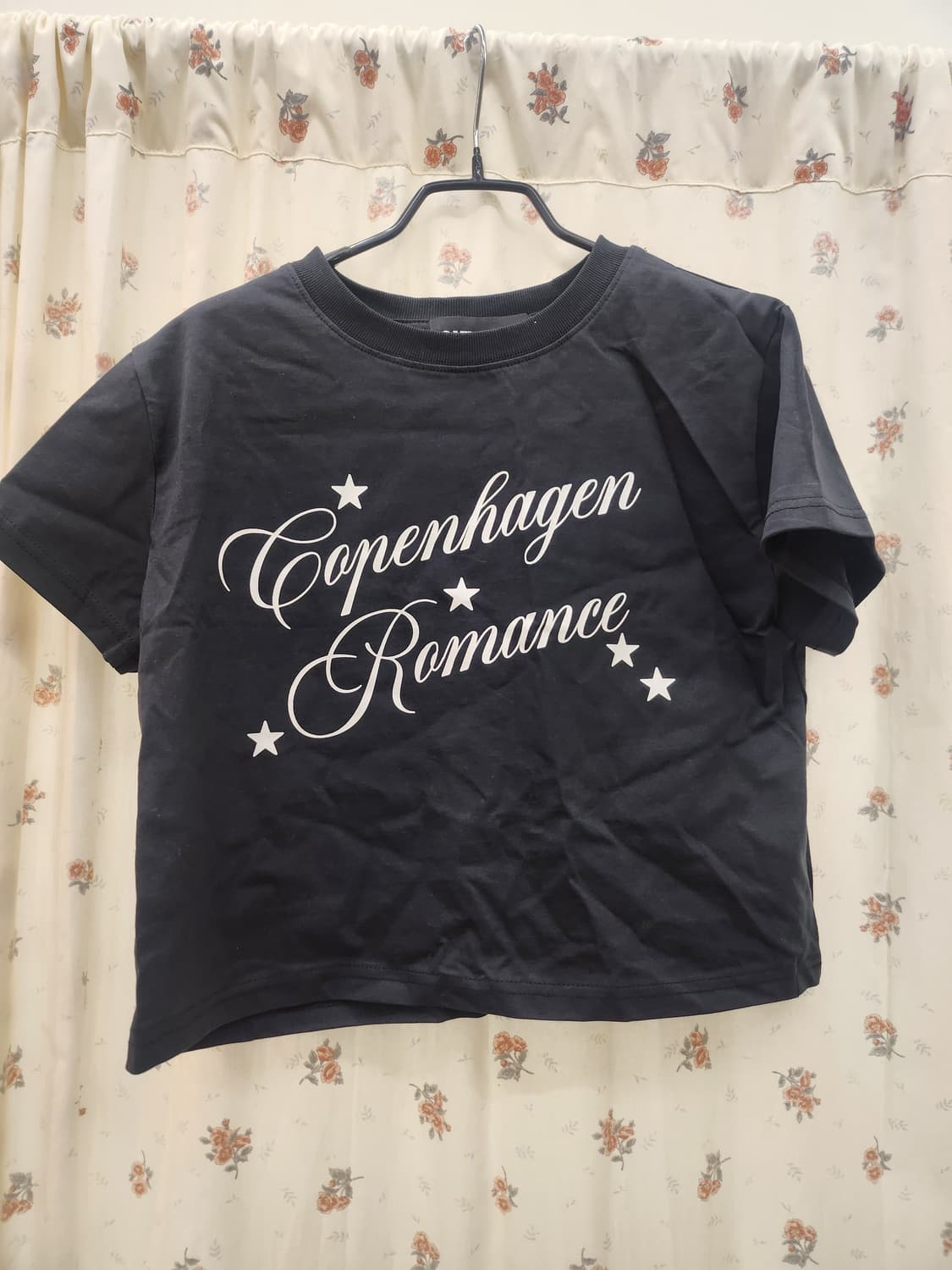 생긴스튜디오  반팔크롭티 ( 텍만땐 새상품) 상품이미지1