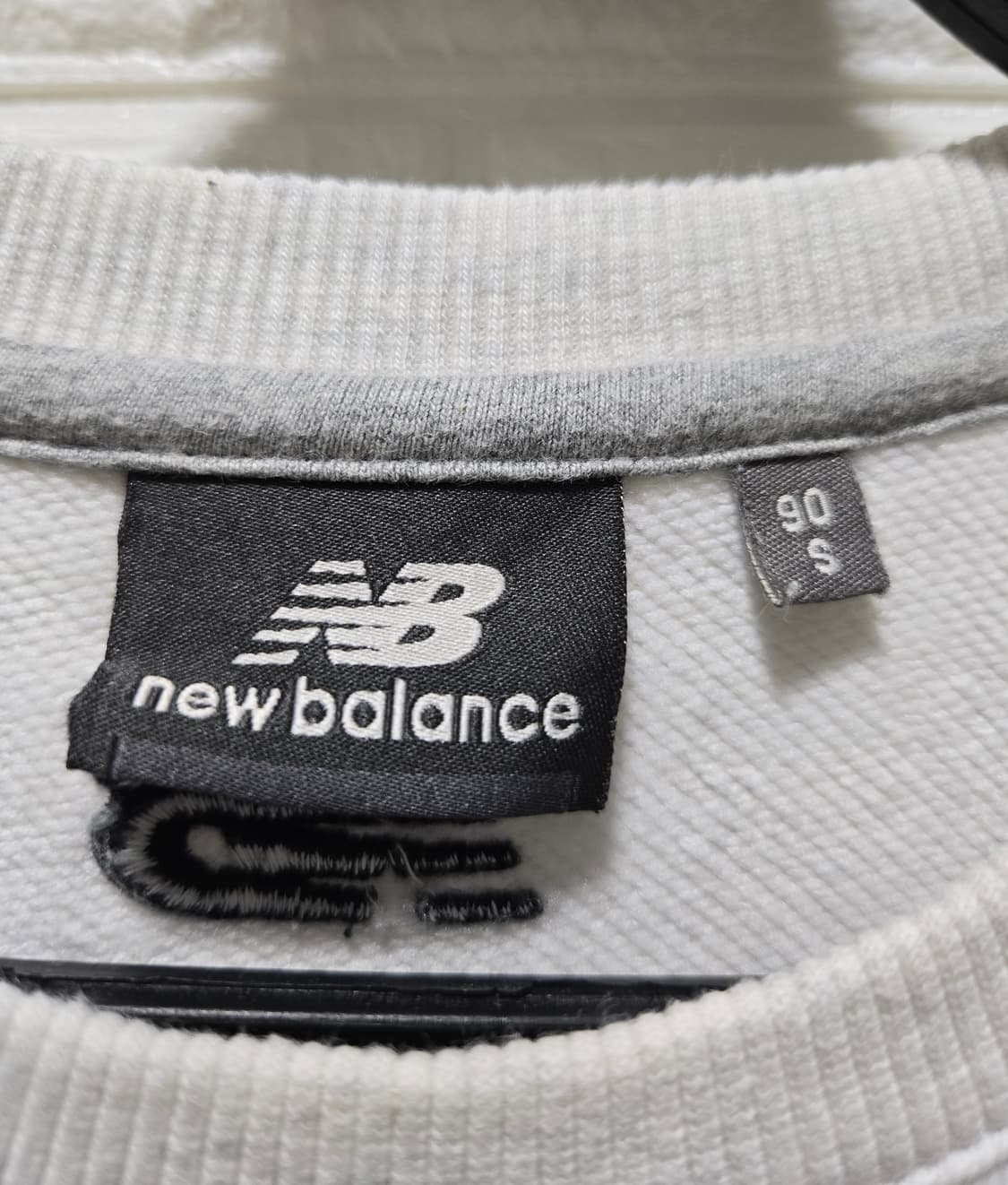 뉴발란스 UNI N로고 포토 맨투맨 90 상품이미지8