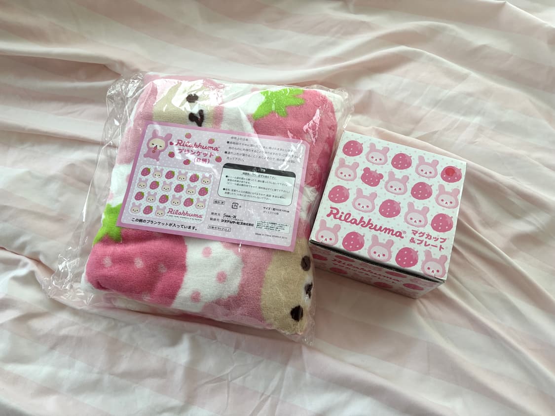 코리락쿠마 딸기 토끼 담요 & 머그컵 상품이미지2