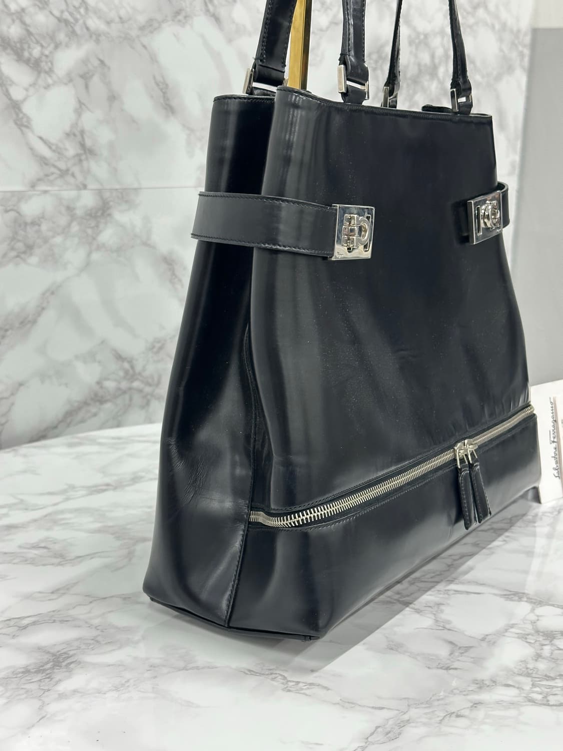 페레가모 간치니 핸드백 상품이미지3