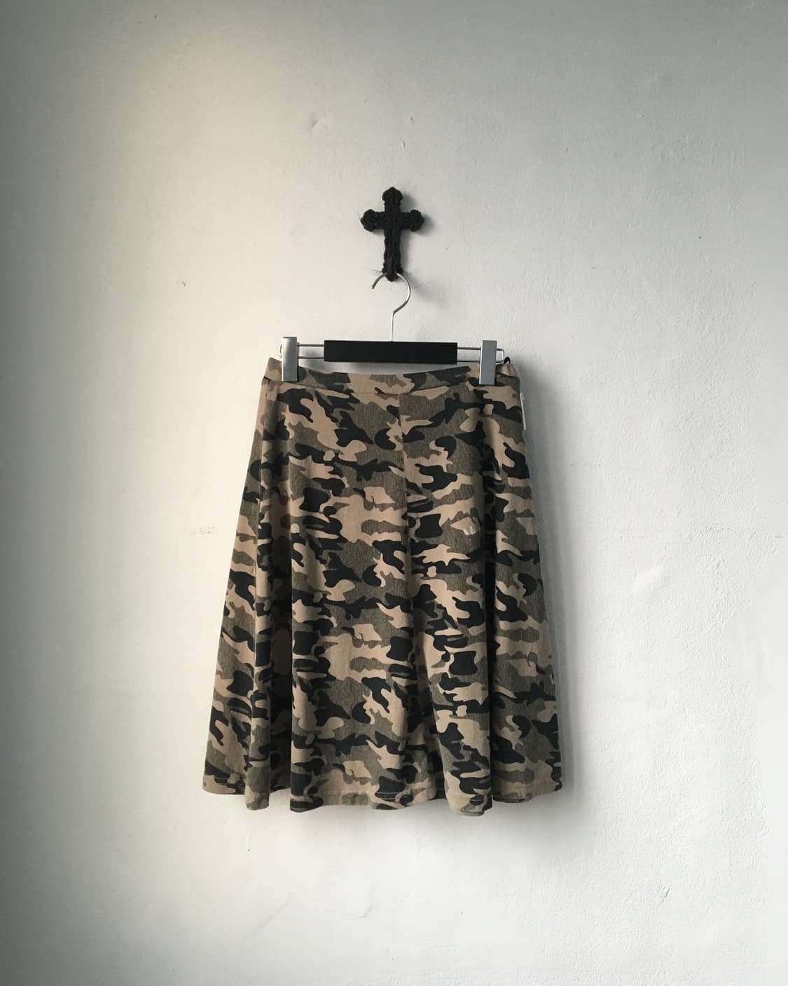 camo pattern midi skirt 상품이미지1