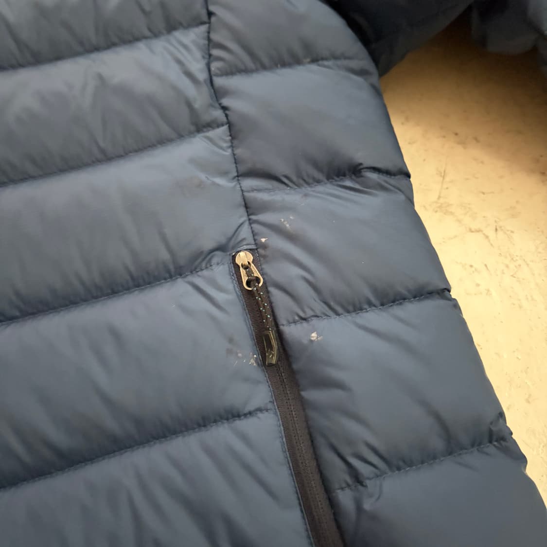 00s 컬럼비아 빈티지 경량패딩 M 상품이미지9