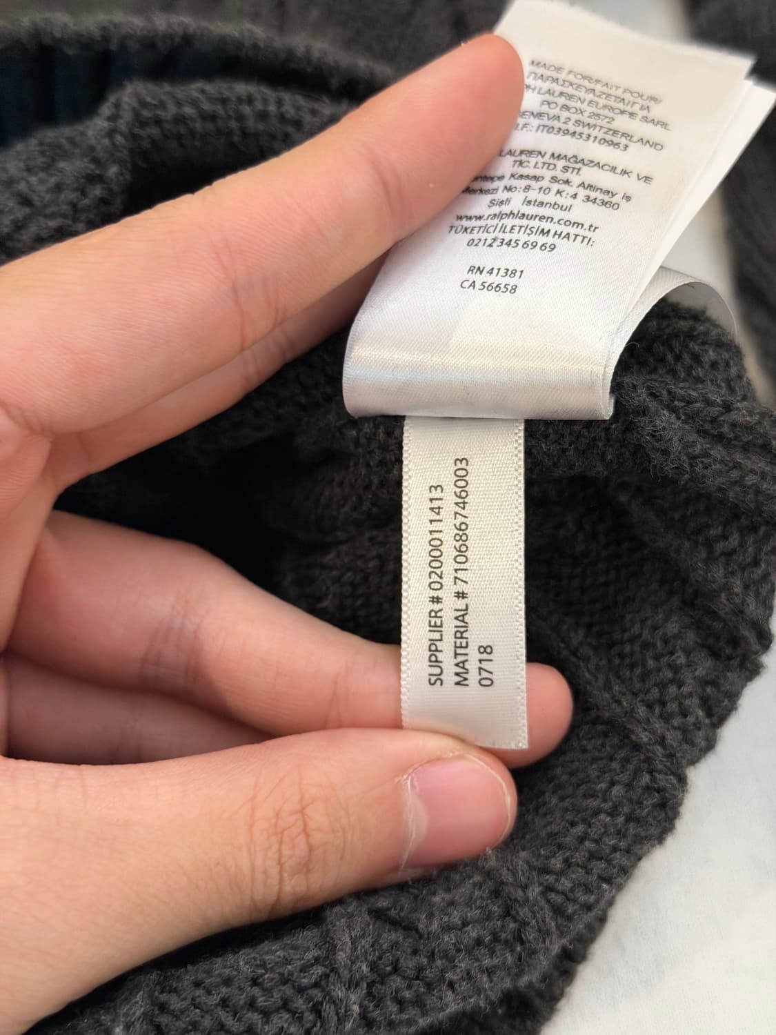 신형) 폴로 랄프로렌 꽈배기 케이블 니트 차콜 블랙 상품이미지6