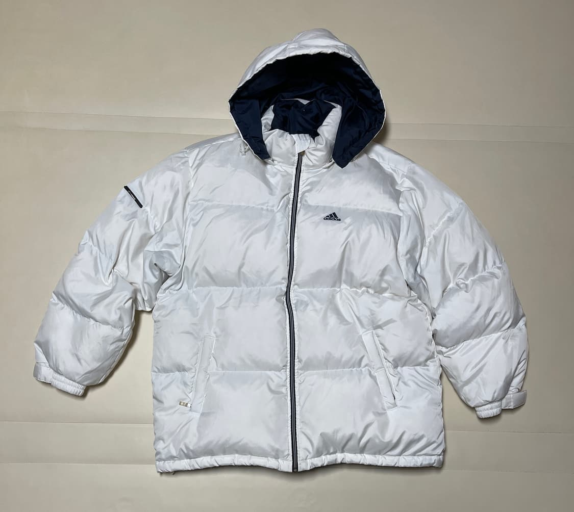 아디다스 스노우 화이트 올드스쿨 대장급 패딩 상품이미지2