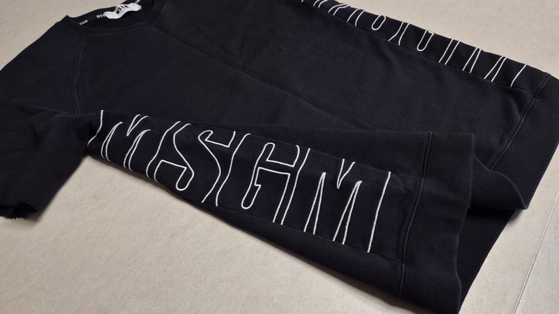 MSGM 블랙 사이드 로고 쭈리 반팔 티셔츠 상품이미지3