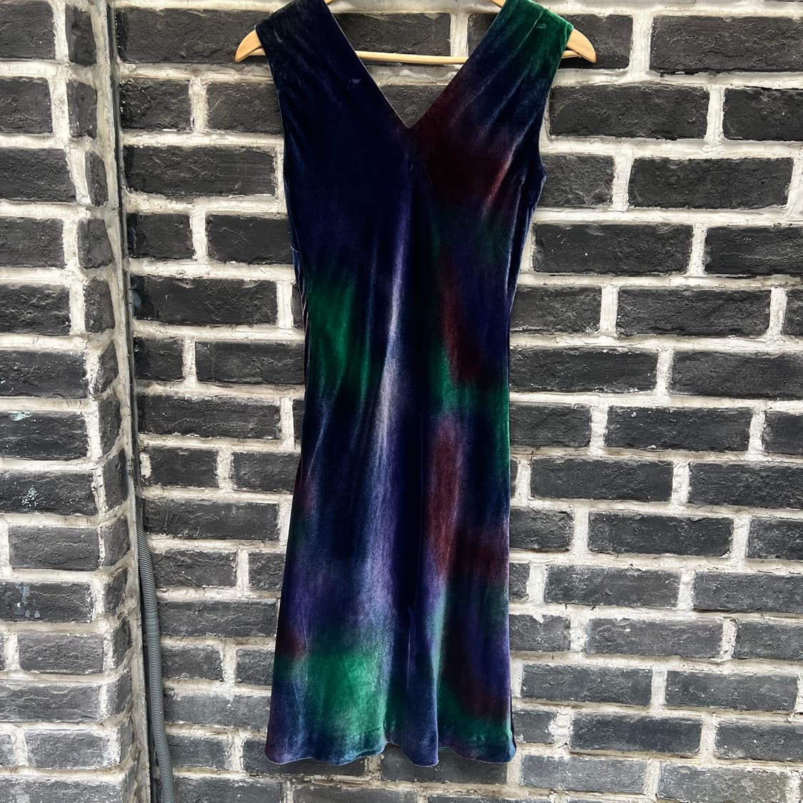 캐서린햄넷 오로라 벨벳 원피스 상품이미지4