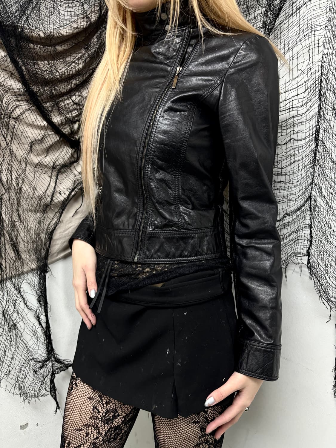 [Barbara Bui] RockChic High Neck Side Zi 상품이미지2