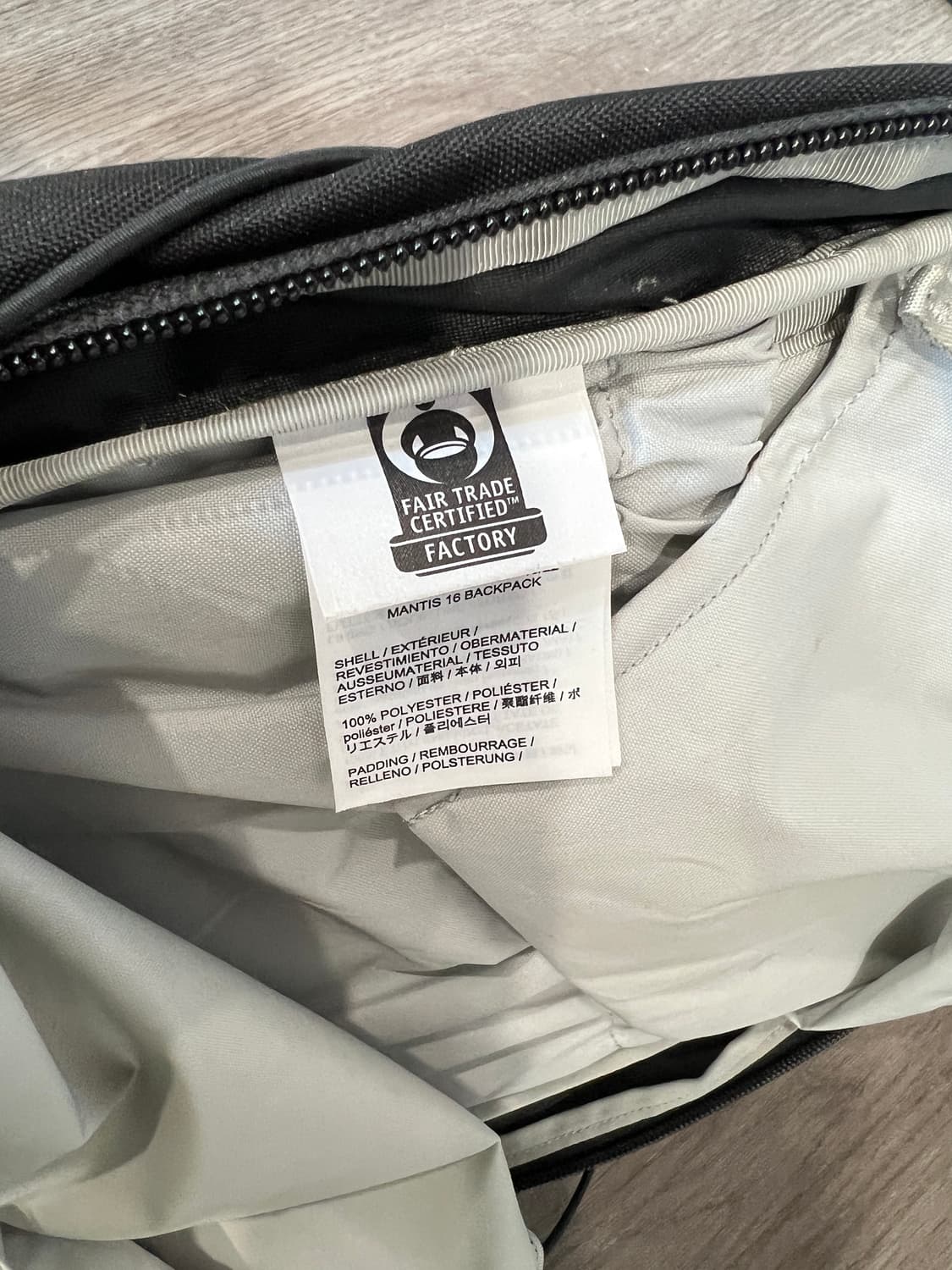 아크테릭스 맨티스 16 블랙 백팩 상품이미지3