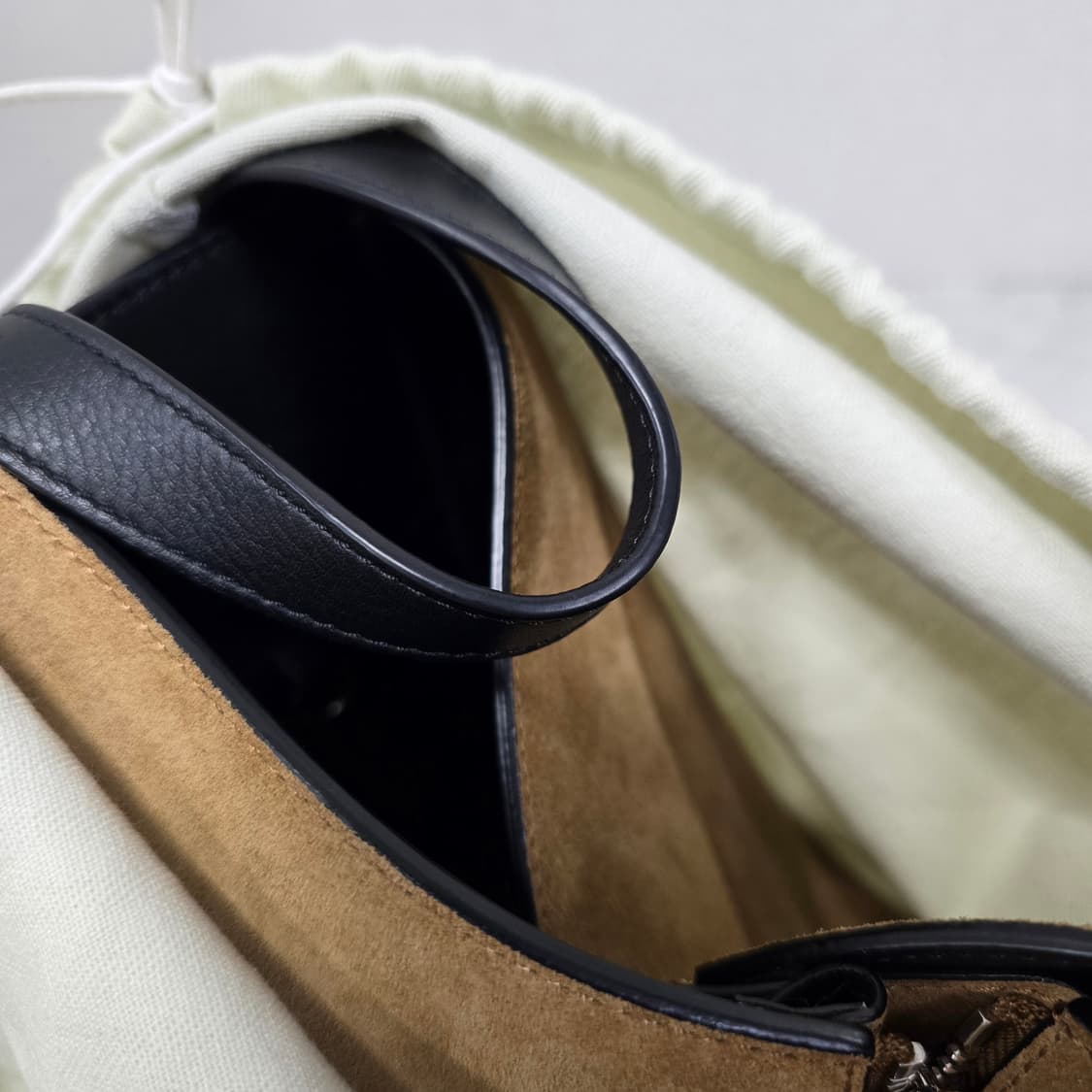 로에베 해먹백 스몰 판매 상품이미지9