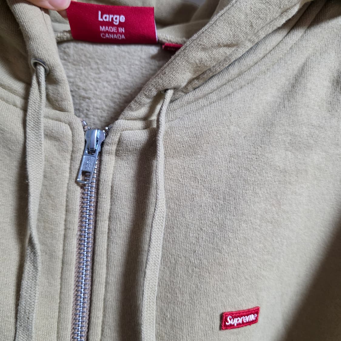 슈프림 스몰 박스 집업 후드 스웨트셔츠 다크 탄 - 24FW L사이즈 상품이미지2