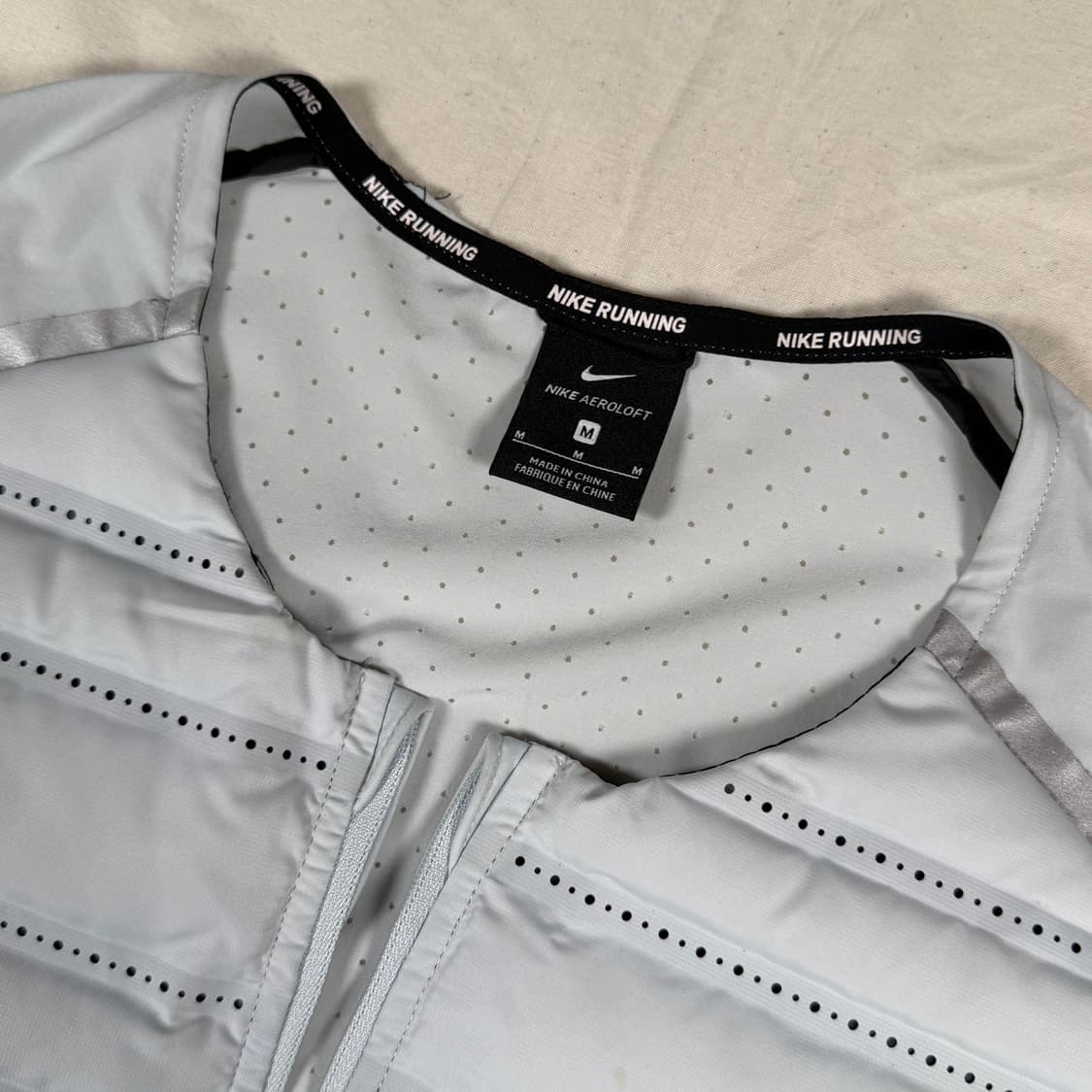 나이키 러닝 경량 패딩 조끼 베스트 상품이미지2