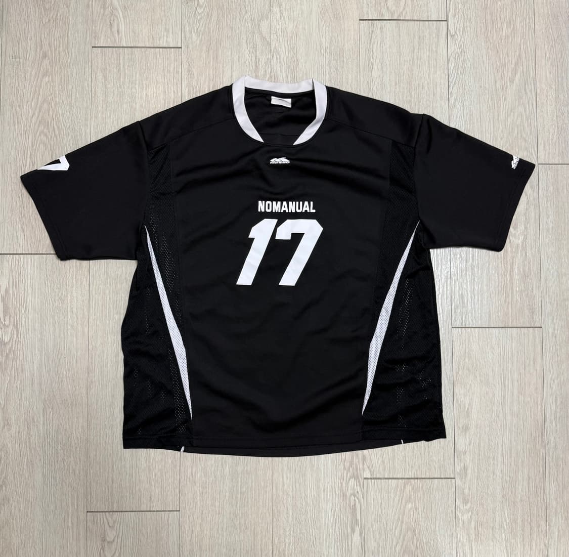 (XL)노메뉴얼 17 블랙 반팔티 상품이미지1