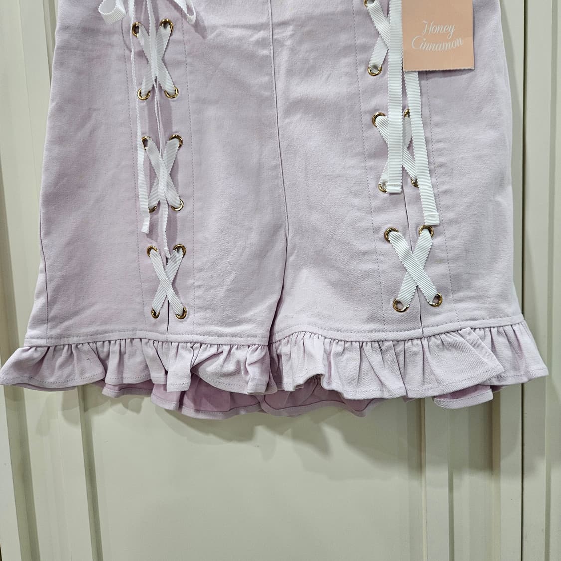 레이스업 프릴 반바지 상품이미지3