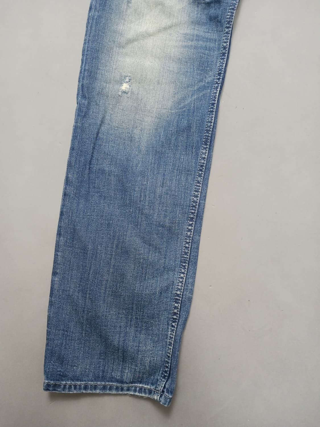 [34] 디젤 사파도 0857M 레귤러 슬림 스트레이트진 청바지 상품이미지3